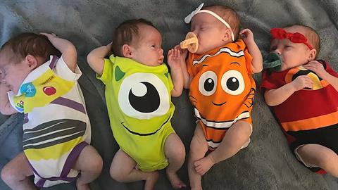 Ήθελαν ένα αδερφάκι για την κόρη τους και τελικά... της χάρισαν 4!