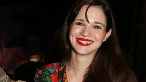 Ε. Δημητροπούλου: «το υιοθετώ ένα παιδί δεν διαφέρει από το γεννάω ένα παιδί»