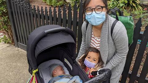 Έγκυος κόντεψε να χάσει τη ζωή της αλλά επέζησε και γέννησε ένα υγιέστατο μωρό