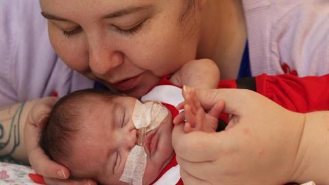 Προωράκι θα κάνει Πρωτοχρονιά σπίτι του μετά από σκληρή μάχη 16 εβδομάδων