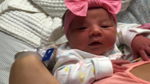 Το αθώο φιλί ενός συγγενή κόστισε τη ζωή του νεογέννητου μωρού μας