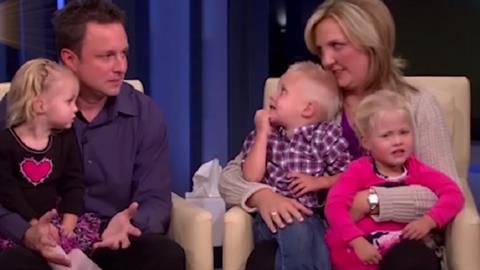 Από την τραγωδία στο θαύμα: έχασαν 3 παιδιά σε τροχαίο και μετά έκαναν 3δυμα