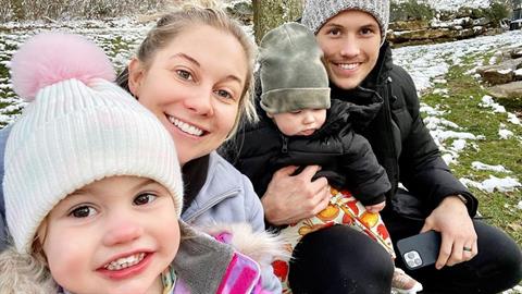 Μεγαλώνω δύο παιδιά κάτω των 2 ετών και δεν είναι όσο δύσκολο μου έλεγαν όλοι