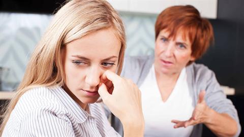 Η πεθερά μου με αποκάλεσε «εγωίστρια» επειδή δεν θέλω δεύτερο παιδί