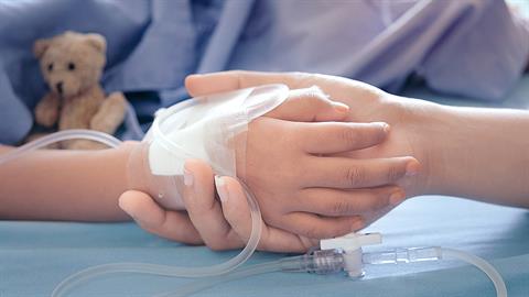 Τραγωδία στην Πάτρα: εγκεφαλικά νεκρό 6χρονο αγόρι που έπεσε από μπαλκόνι