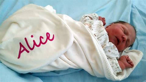 Αναγκάστηκε να ξεγεννήσει ο ίδιος το παιδί του για 2η φορά μέσα σε 3 χρόνια!