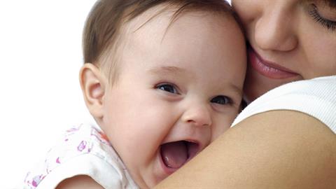 Πάλευε με την ενδομητρίωση και την υπογονιμότητα για χρόνια αλλά επιτέλους έγινε μαμά!