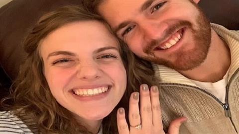 Διαγνώστηκαν και οι 2 με καρκίνο ενώ ετοίμαζαν τον γάμο τους: «παλεύουμε μαζί!»