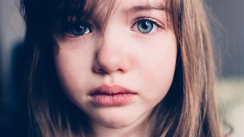 Tα λάθη που κάνουν οι συναισθηματικά ανώριμοι γονείς και πληγώνουν τα παιδιά