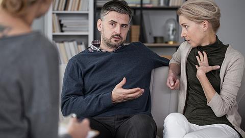 4 σημάδια που δείχνουν ότι πρέπει να πάτε οπωσδήποτε σε σύμβουλο γάμου