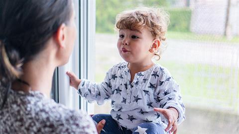 Η 17 μηνών κόρη μου δεν λέει πολλές λέξεις και ανησυχώ…