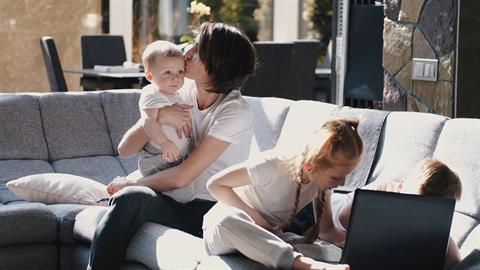 «Έζησα πραγματικά μόνο όταν έκανα αποτοξίνωση από τα social media για 2 μήνες»