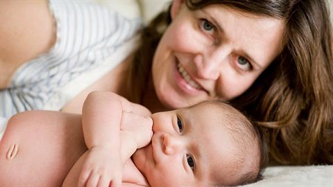 «Ήμουν ανύπαντρη, υπογόνιμη και 42 ετών όμως κατάφερα να αποκτήσω τον γιο μου»