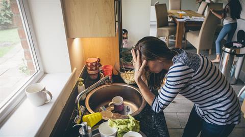 «Όσο ήμουν μαμά πλήρους απασχόλησης, έχανα καθημερινά τον εαυτό μου»
