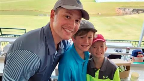 10χρονα δίδυμα έσωσαν τη ζωή του μπαμπά τους με την πρωτοφανή ψυχραιμία τους! 