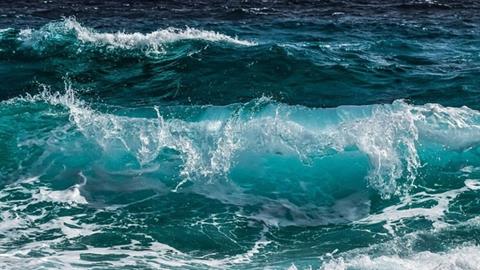 Παππούς θυσιάστηκε για να σώσει τον εγγονό του που παρασύρθηκε από θαλάσσια ρεύματα