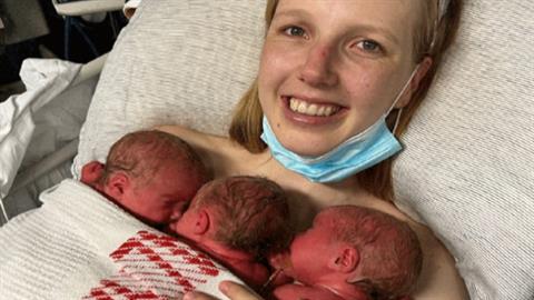 Πήγαινε για το 2ο και τελικά γέννησε 3δυμα: «ήταν η ομορφότερη έκπληξη της ζωής μου»