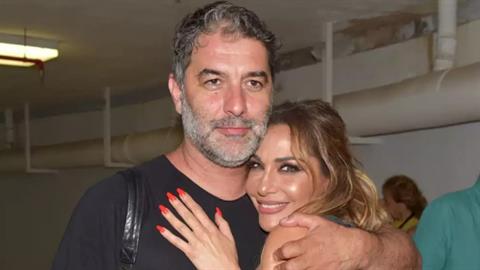 Δέσποινα Βανδή: «ο έρωτας στα 50 έχει άλλη δυναμική, είναι πιο ουσιαστικός»