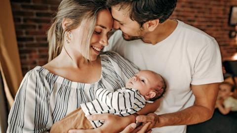 Έγινες μόλις μπαμπάς; Πρώτη σου προτεραιότητα πρέπει να είναι η γυναίκα σου!