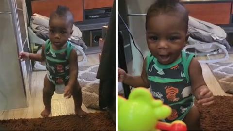 Μωράκι 6 μηνών στάθηκε όρθιο και περπάτησε... χωρίς να το κρατάει κανείς! 