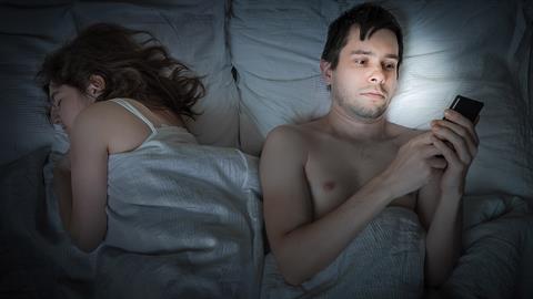 Μήπως ο σύντροφός σας σας απατάει και δεν το έχετε πάρει χαμπάρι;