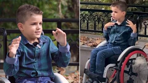 «Δεν μπορώ να περπατήσω αλλά έχω καταφέρει πράματα και θάματα»: η εξομολόγηση ενός 9χρονου ΑμεΑ
