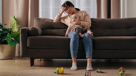 Άλλο τα «baby blues» κι άλλο η επιλόχειος κατάθλιψη: μην την υποτιμάς!