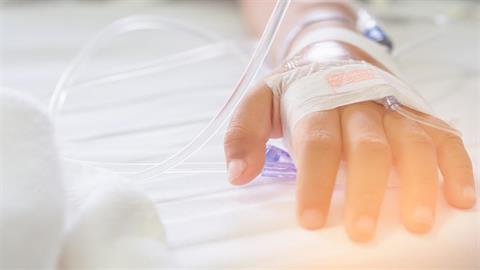 Δώρισαν τα όργανα του αδικοχαμένου τους Θωμά και έσωσαν 3 μικρά παιδιά 