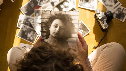 «Ζω και αναπνέω για το μωρό μου, αλλά μερικές φορές μου λείπει η παλιά μου ζωή»