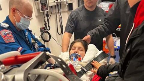 17χρονη ηρωίδα όρμησε σε φλεγόμενο σπίτι και έσωσε 3 παιδιά!