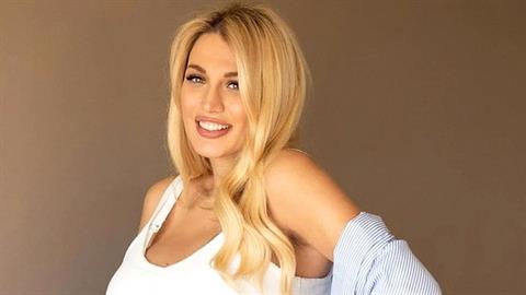 Κ. Σπυροπούλου: «στόχος μου είναι να γίνομαι κάθε μέρα καλύτερη μαμά»