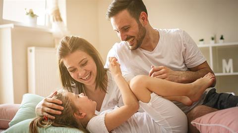 Μη ρωτάτε όσους έχουν 1 παιδί γιατί δεν κάνουν 2ο - τους φέρνετε σε δύσκολη θέση