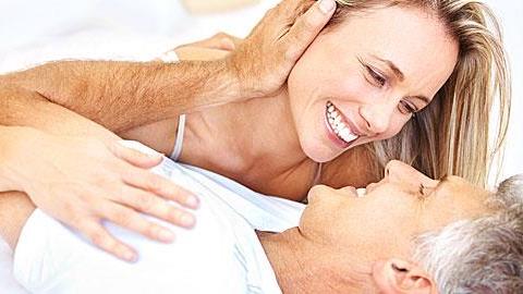 Σεξ μετά τα 40: Μύθοι και αλήθειες