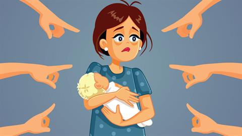 «Πριν κρίνεις μια μάνα, δάγκωσε πρώτα τη γλώσσα σου...»