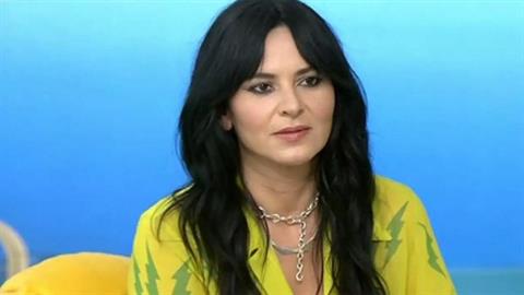 Ζενεβιέβ: «δεν έφυγε ποτέ η κατάθλιψη από τον χαμό της μαμάς μου, απλά έγινε φίλη μου»