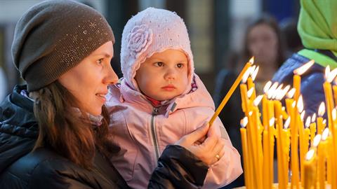 «Μπορεί να θεραπεύσει τον άνθρωπο η πίστη του στον Θεό;»: οι ειδικοί μίλησαν!