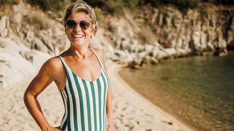 «Απομακρύνσου από όσους δεν σε εκτιμούν»: η συμβουλή μιας ευτυχισμένης 50αρας