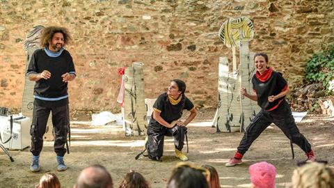 Kερδίστε διπλές προσκλήσεις για την παράσταση «Αισωπομαχίες» στο Cine Φλερύ στις 8/9