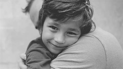 «Μπαμπά, πού ήμουν πριν γεννηθώ;»