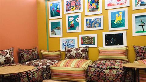 Δημόσιο δημοτικό σχολείο έφτιαξε την πιο όμορφη δανειστική βιβλιοθήκη! 