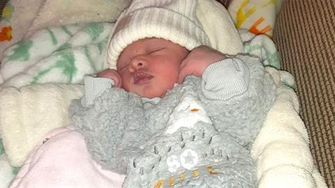 Βιαστικό κoριτσάκι γεννήθηκε στο σπίτι από... τους 3 θείους της!