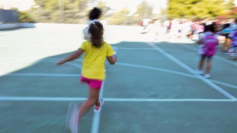 Σοκ στον Ασπρόπυργο: συνελήφθη γυμναστής δημοτικού για παρενόχληση μαθητών