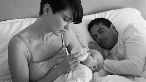 «Αγάπη μου, κάποιες φορές νιώθω πολύ μόνη και δεν το αντέχω»