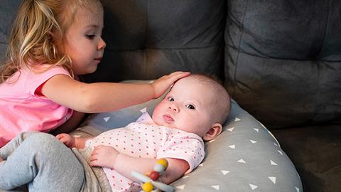 Το αβάσταχτο «σύνδρομο της μεγάλης αδερφής»