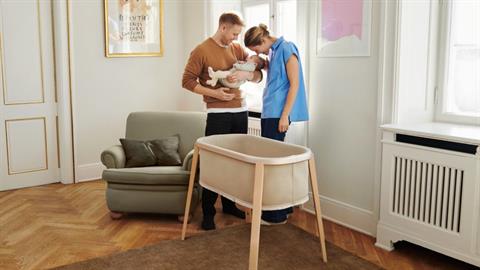 Stokke Snoozi. Ένα ονειρεμένο μέρος για να χαλαρώνει το μωρό μέσα στη μέρα!