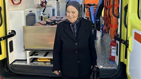 Συνταξιούχος αγρότισσα δώρισε ασθενοφόρο στο νοσοκομείο Μεσολογγίου