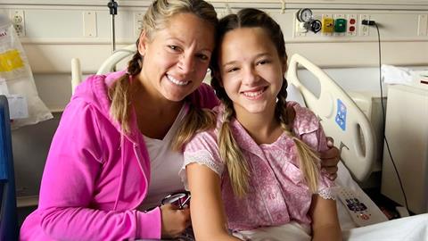 Μαμά δώρισε το νεφρό της για να σώσει την 15χρονη κόρη της!