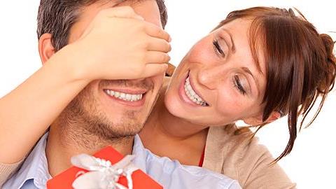 7 πρωτότυπα δώρα για να πάρετε στον σύντροφό σας