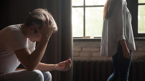 6 συμπεριφορές που μπορεί να καταστρέψουν ακόμα και τον πιο ευτυχισμένο γάμο