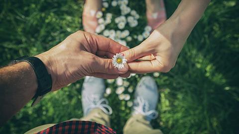 6 σημάδια ότι έχετε την τέλεια σχέση (και μάλλον δεν το καταλαβαίνετε!)